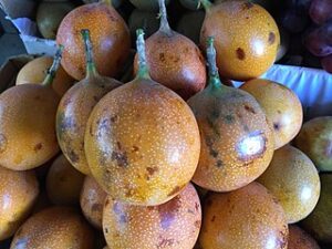 Superfoods - Fruits from Peru 7 granadilla frutas super alimentos del peru
